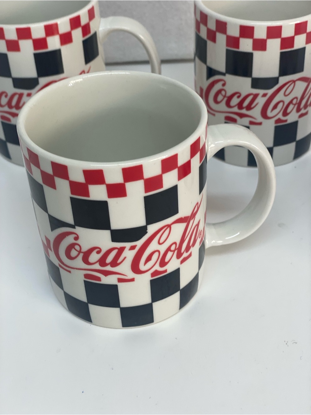 Gibson Coca-Cola Checkerboard Mugs Cups Set of 4 Vintage 1996 Red White Black - Picture 3 of 16